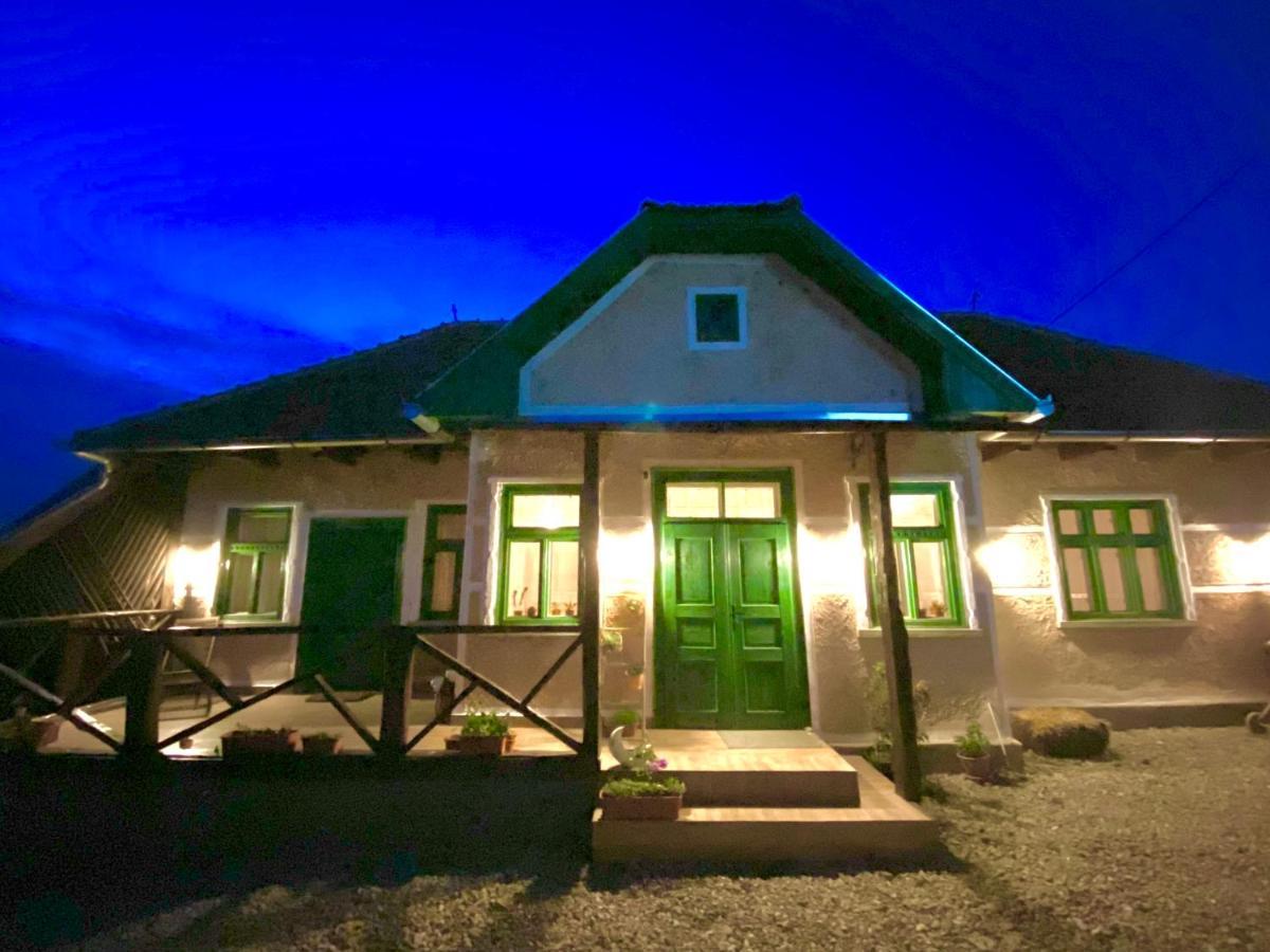 Slow Living Cottage, Dobolii De Sus Bagian luar foto