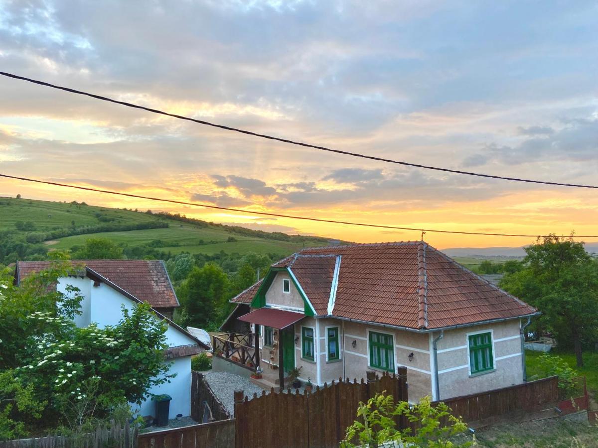 Slow Living Cottage, Dobolii De Sus Bagian luar foto
